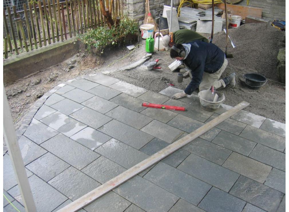 natursteinplatten_verlegen.jpg
